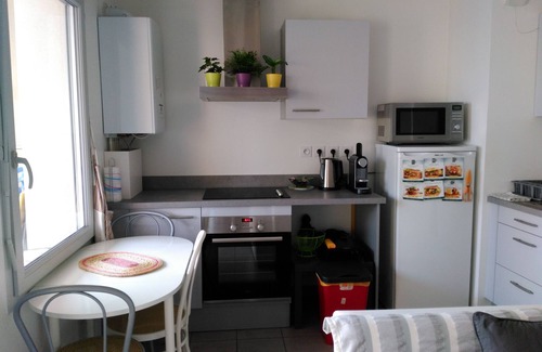 Saint-Priest Apartamento | Bonito apartamento muy luminoso F3 de 62.5 m² con parking privado