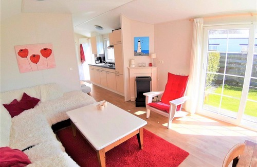 Sint Maarten Casa | Nice vintage chalet with free WIFI and a lovely garden! (sun all day + shaded areas)