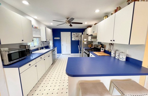 Ocracoke Casa | Nicely Secluded Home, Short Stays Allowed
