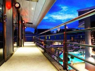 Patong Hotel | Nicky's Handlebar