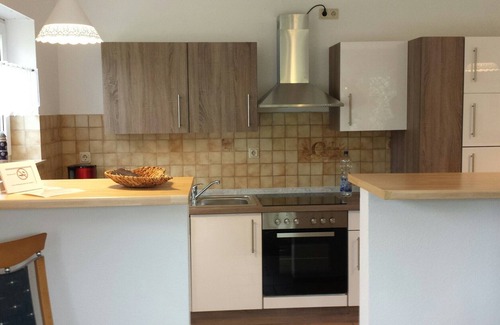 Rehlingen-Siersburg Apartamento | Nicoles Niedschlösschen, 83m², ideal para amantes de la naturaleza, vacaciones activas, instaladores