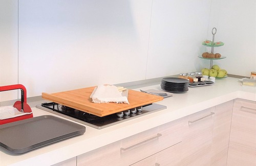 Fraine Cama Y Desayuno | NICOLÒ room in cozy B&B. Swimming pool and air conditioning.