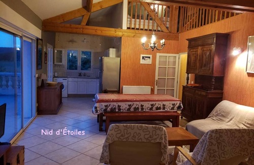 Saint-Gery Casa | Nid d'Etoiles - Un beau gîte dans une propriété de 5000m² près du Lot