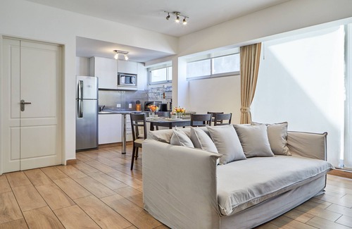 Palermo Condominio | Nido at Cabello Square