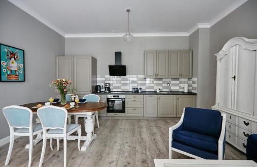Chorzow Apartamento | Niebieski Apartament DE LUX dla 4 osób Chorzów Katowice