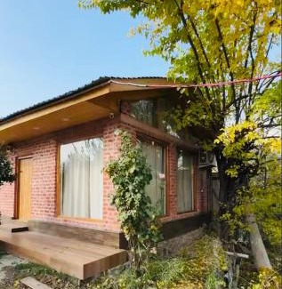 Sudarbal Cabina | Nigeen Vista Lakeside Chalet