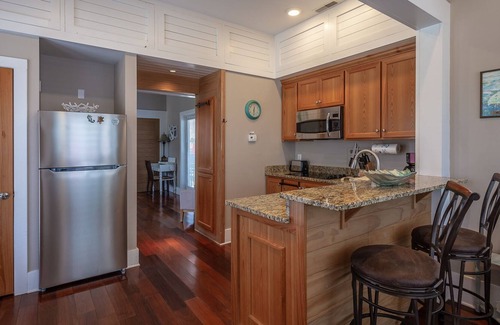 Carrabelle Cabaña | Nigel's Rest 1BR/1BA less than 5 min. walk to beach!