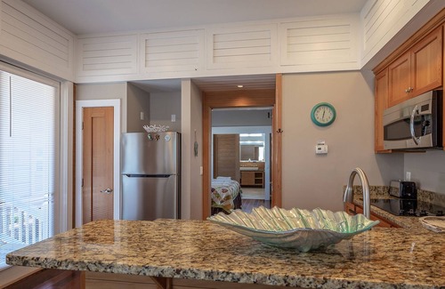 Carrabelle Cabaña | Nigel's Rest 1BR/1BA less than 5 min. walk to beach!