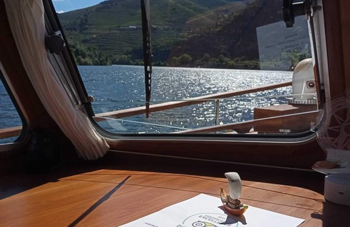 Pinhao Alquiler De Eote | Night Experience on a Yacht in the Heart of the Douro Valley