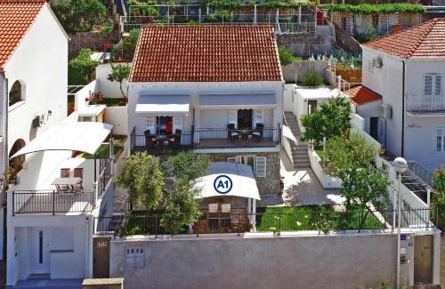 Gruz Apartamento | Nika Family Apartments
