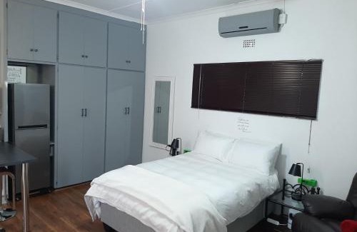 Kimberley Casa | Nikita's Self-catering Haven 2