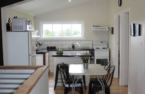 Barjarg Casa | Nillahcootie Guesthouse -por Lake Nillahcootie