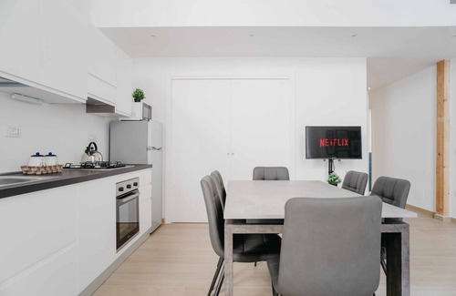 Historical Center Apartamento | Nilo by Casa Napoletana, with patio in the center.