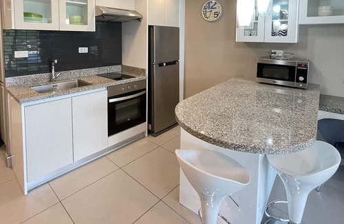 Nimman Apartamento | Nimman Studio with FREE Motorbike - Kitchen - View - Pool - Chom Doi 2