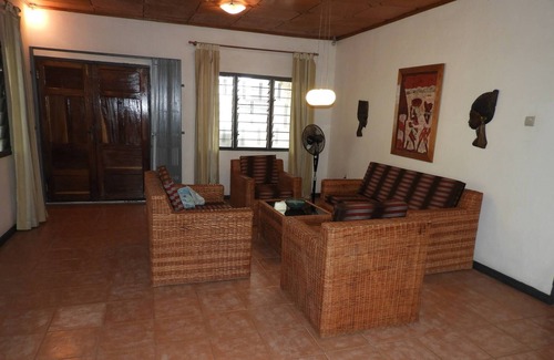 Mallam Casa | Casa de vacaciones de Nimohs, McCarthy Hill-Accra, Ghana, Acs