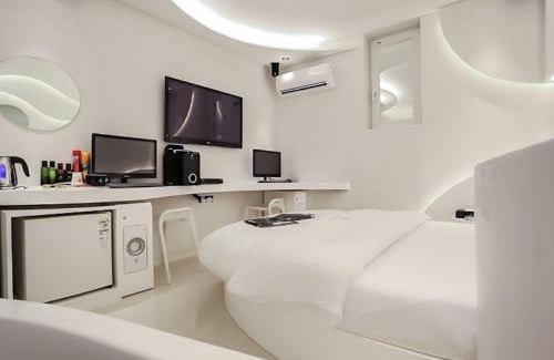 Sinchon-dong Hotel | Nine Star Hotel