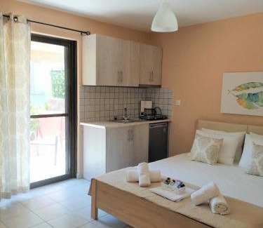 Nidri Apartamento | Nini's House 1 - 100m from beach NIDRI TOWN CENTER