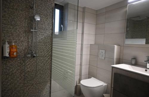 Agia Marina Apartamento | Nipo sea views apartment