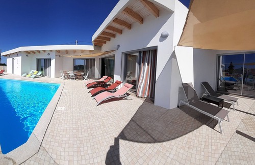 Barril de Cima Casa | Nira Beach House Elegancia y encanto exclusiva piscina y vista al mar