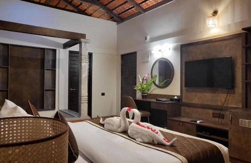 Electronics City Complejo | Nirantara Resort & Spa