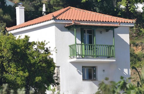 Stafylos Casa | Nisaia