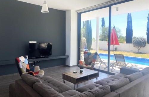 Ayia Napa Villa | NISSI PEARL Holiday Villas Ayia Napa