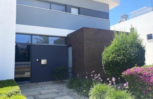 Ayia Napa Villa | NISSI PEARL Holiday Villas Ayia Napa