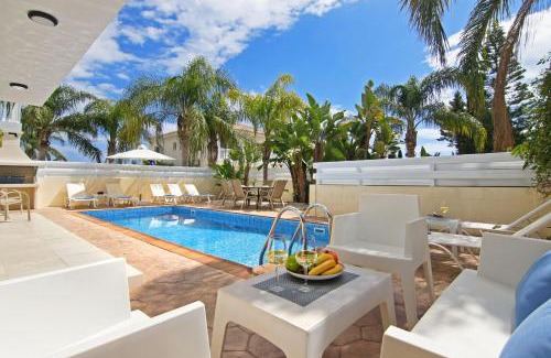 Ayia Napa Villa | Nissi Sapphire Villa