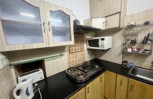 Gomti Nagar Apartamento | Nivas in Lucknow