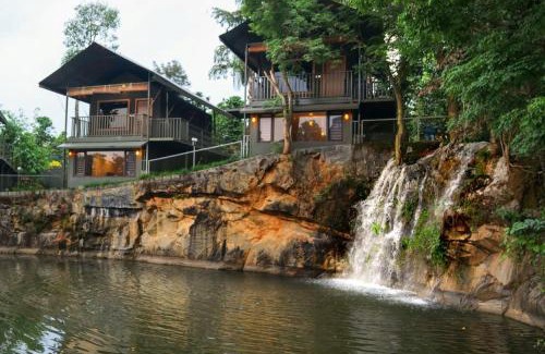 Kalpetta Complejo | Niyatma Wayanad Pool Resort by VOYE HOMES