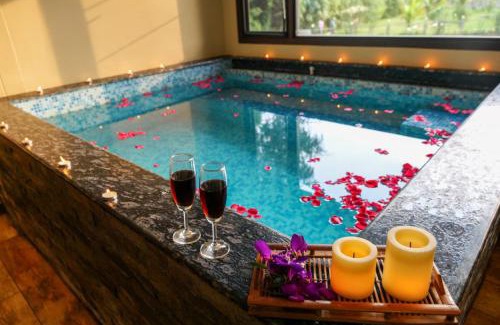 Kalpetta Complejo | Niyatma Wayanad Pool Resort by VOYE HOMES