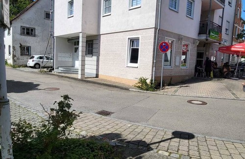 Bad Buchau Apartamento | nJoy! Federsee Getaway | Central | Coffee | Balcony