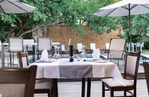 Victoria Falls Hotel | Nkosi Guest Lodge