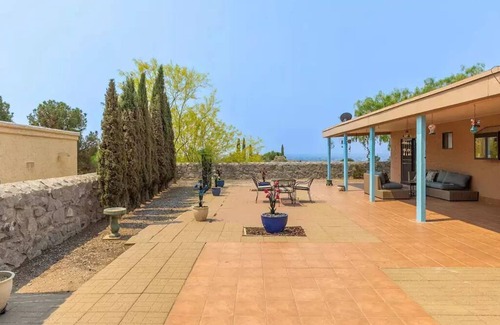 Las Cruces Casa | NM Home Sweet Home Away From Home With 2 Masters