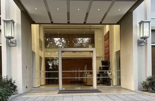 Apoquindo Apartamento | Modern 2D 2B Apt Wi-Fi, Parking, Fully Equipped Metro Manquehue -Las Condes