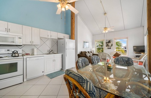 Wemyss Settlement Cabaña | 2 habitaciones / 2 baños Cottage en la playa, cocina totalmente equipada $ 175 / noche!