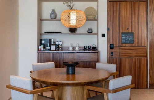 Los Cangrejos II y III Condominio | Nobu Residences