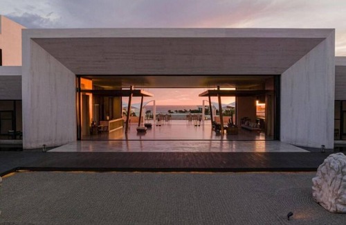 Los Cangrejos II y III Condominio | Nobu Residences