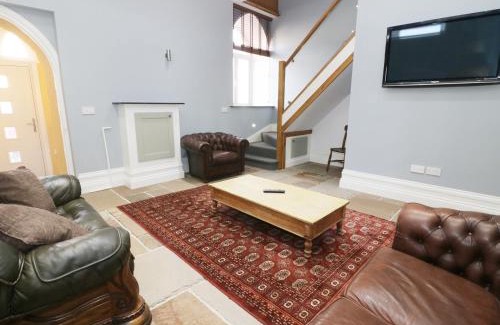 Crynant Casa | No 1 Church Cottages
