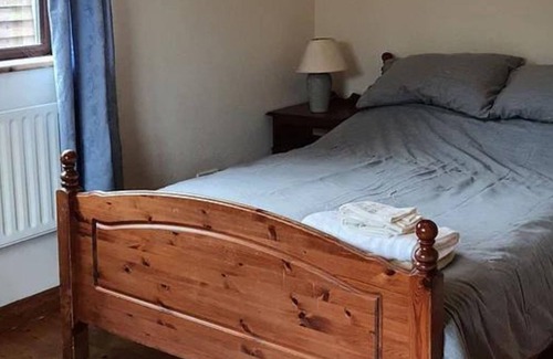 Westport Casa | Holiday Home in Westport Town, Sleeping 6