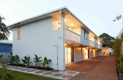 Nelson Bay Casa | No 2 Luana - holiday townhouse