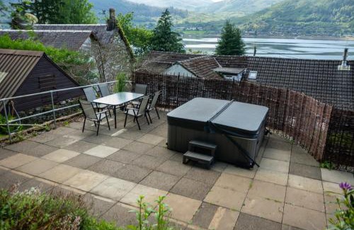 Cairndow Casa | No 2 Planetree