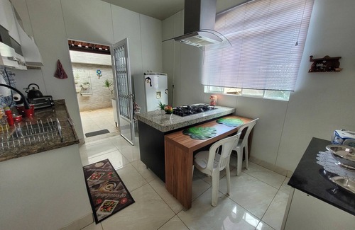 Carlos Prates Casa | Nossa Casa é um Ambiente Bastante Acolhedor, Será Locada Inteiramente pra Você!