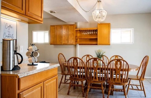Estelline Casa | No Cleaning Fee + Two Kitchens + Separate Primary