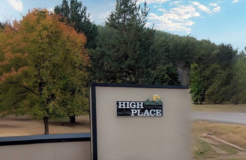 Colonial Pine Hills Condominio | NO CLEANING FEES ALL NOVEMBER. LOW LOW RATES.
