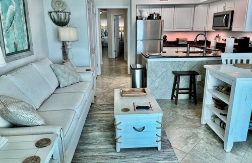 Gulf Shores Condominio | Seacrest 901, Penthouse frente a la playa, unidad en el noveno piso en East End, recientemente remodelado