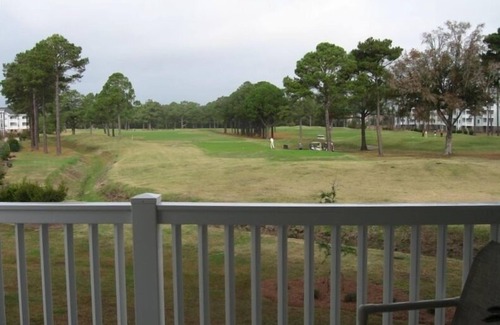 Central Myrtle Beach Condominio | Actualiza a un alquiler de vacaciones Topshelf