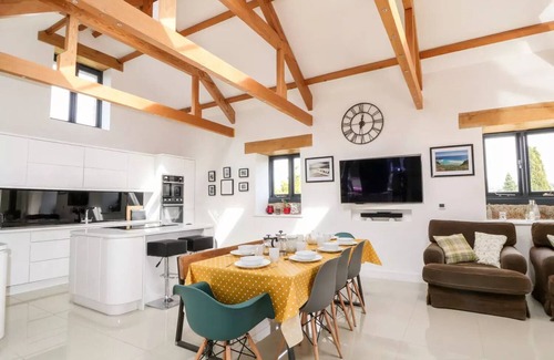 St. Cleer Casa | Luxurious barn on edge of Bodmin Moor & easy access to Cornish coast