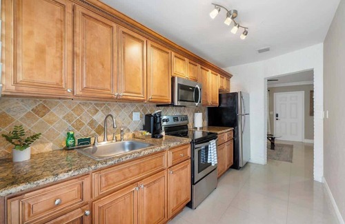 Lake Ridge Apartamento | 🐾No pet fee★ TIKI HUT ⛱️ 5 mins to Beach & Las Olas