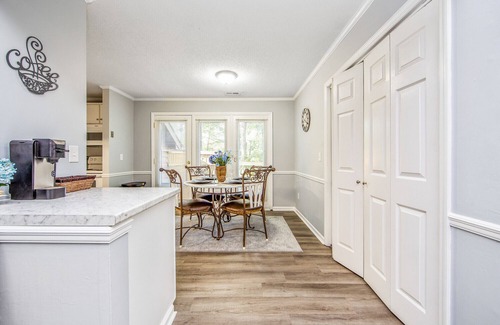 Fayetteville Apartamento | No Place Like Homeplace! II